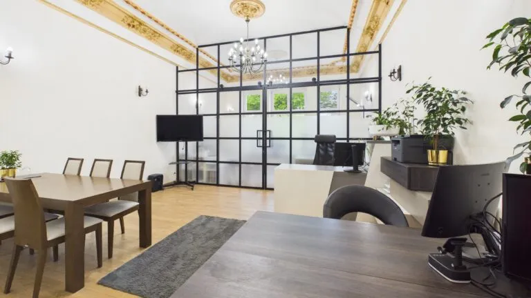 Stary Rynek Business Lounge