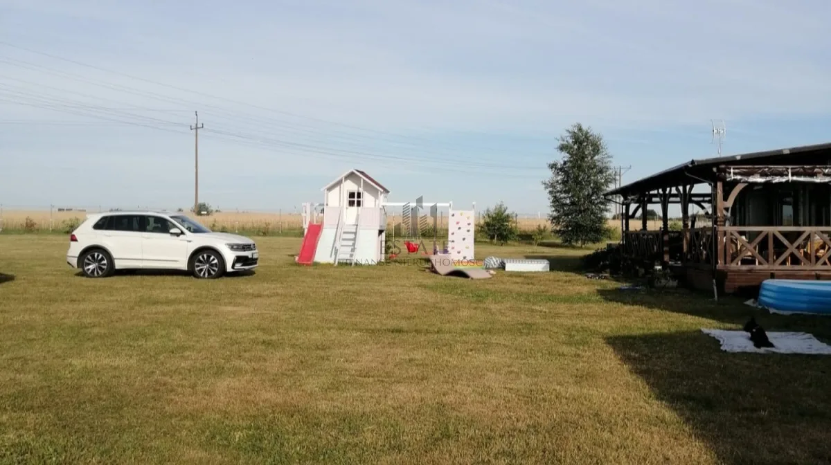 Działka 3001 m2, 2 domki angielskie, Niechorze